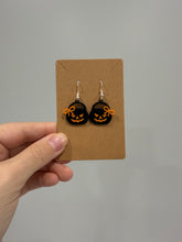 Load image into Gallery viewer, Jackolantern Bow Earrings
